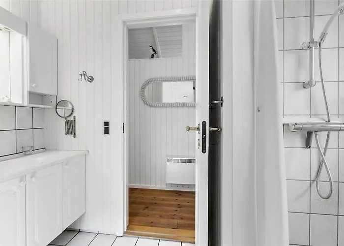 30184-ulfborg-oster-skovvej-102 Hébergement de vacances *