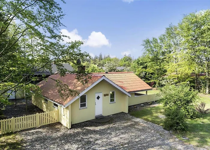 30184-ulfborg-oster-skovvej-102 Hébergement de vacances *